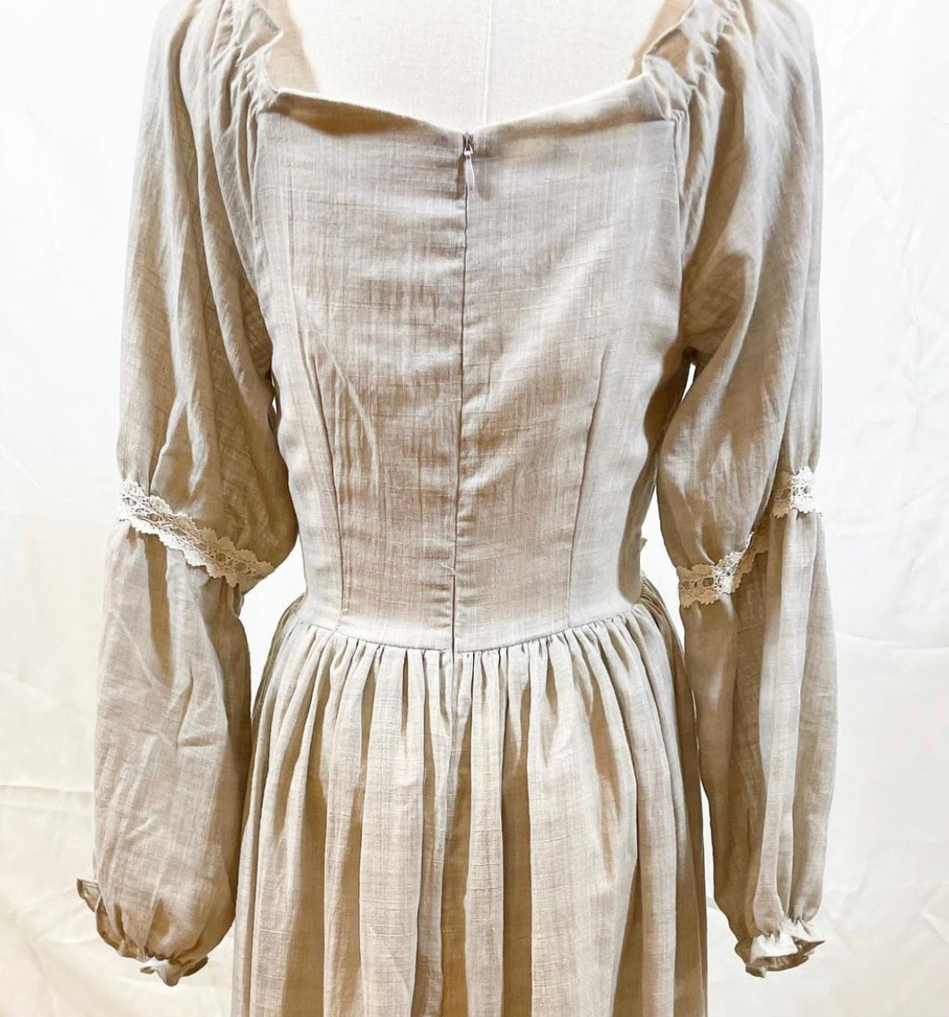 Peasant ensemble (including corset and dress)