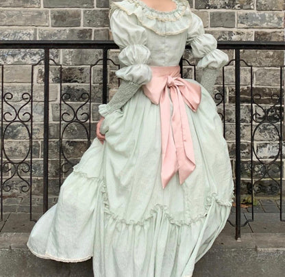 Robe en chemise (belt is sold separately) - Preorder due on Dec 10th