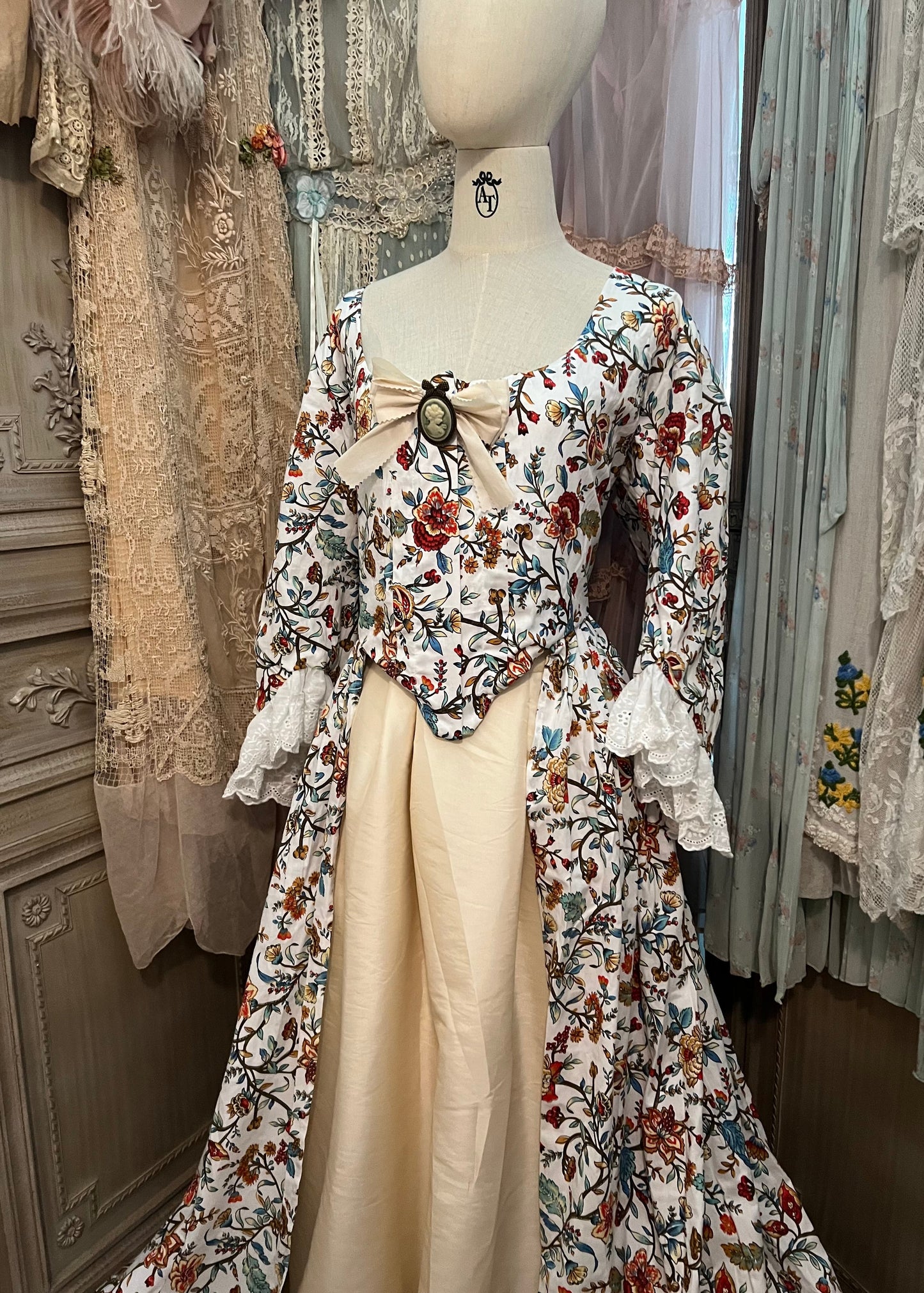 Elizabeth gown