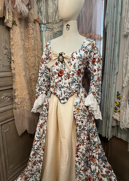 Elizabeth gown