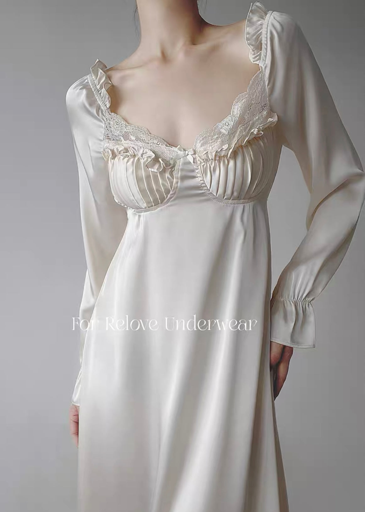 Pillow talk dressing gown