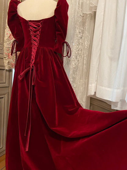 Red velvet party dress deluxe version