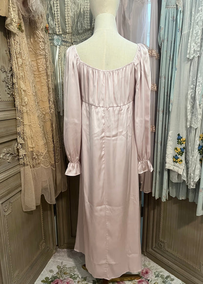 Bedtime story dressing gown