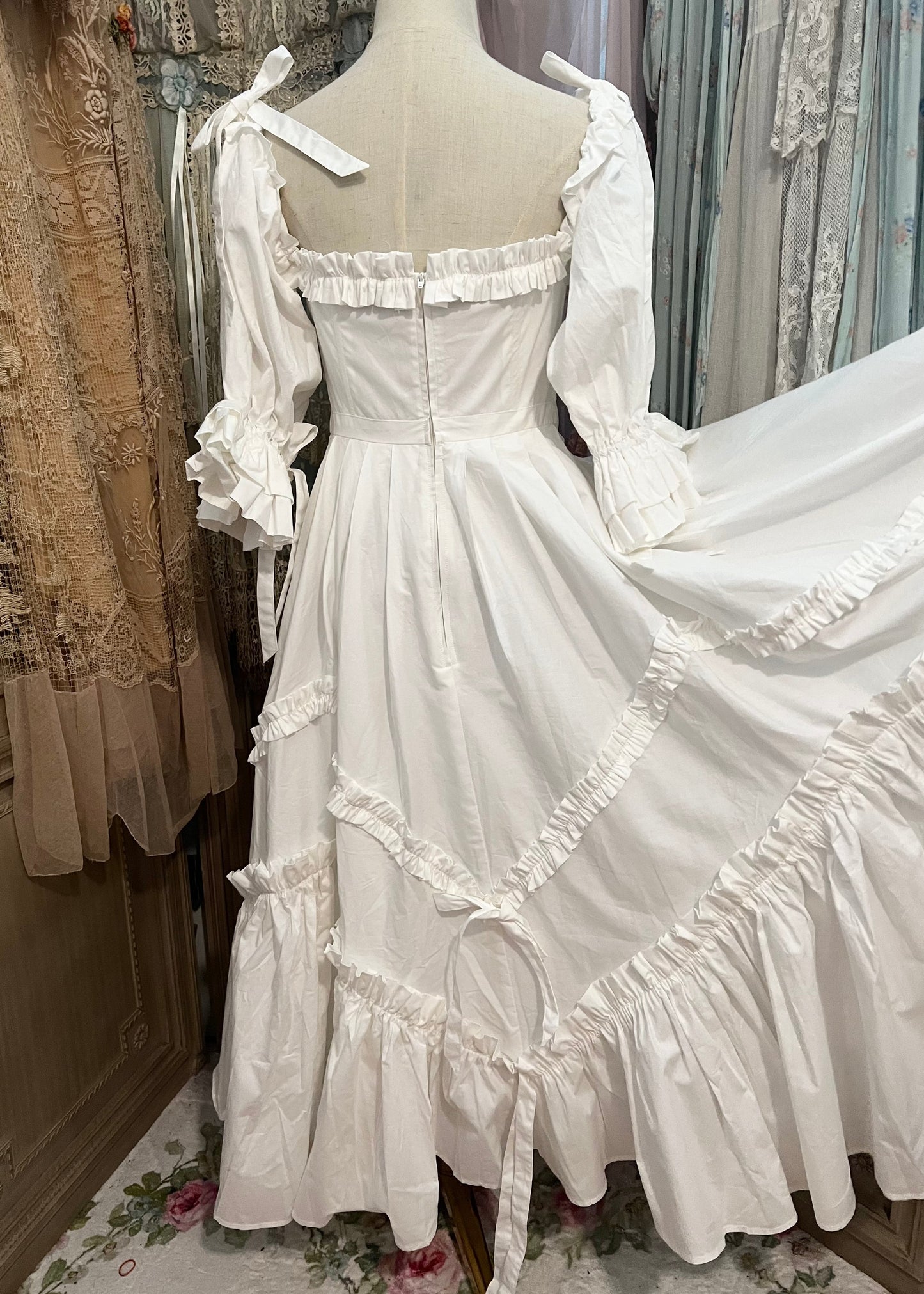 Laura wedding dress (preorder)