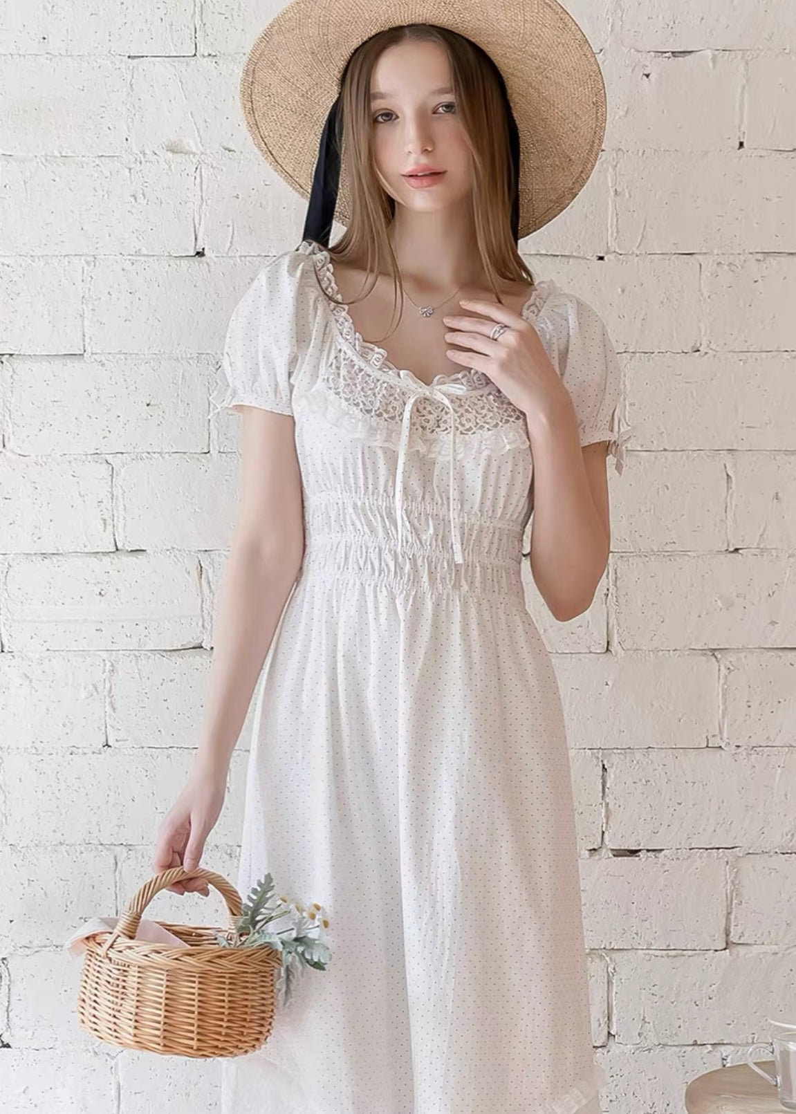 Polka lady dress (preorder)