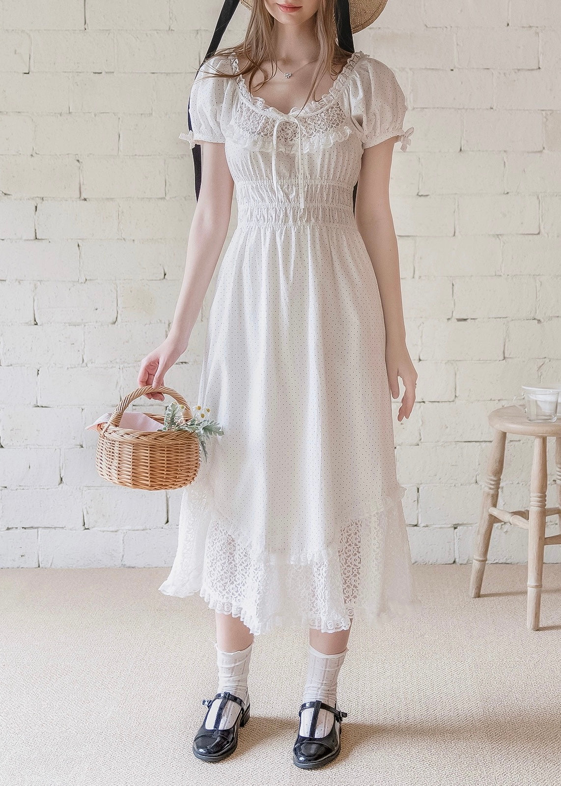 Polka lady dress (preorder)