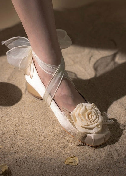 Sand rose shoes