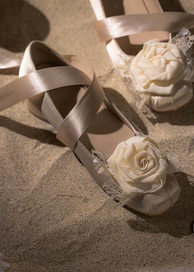 Sand rose shoes