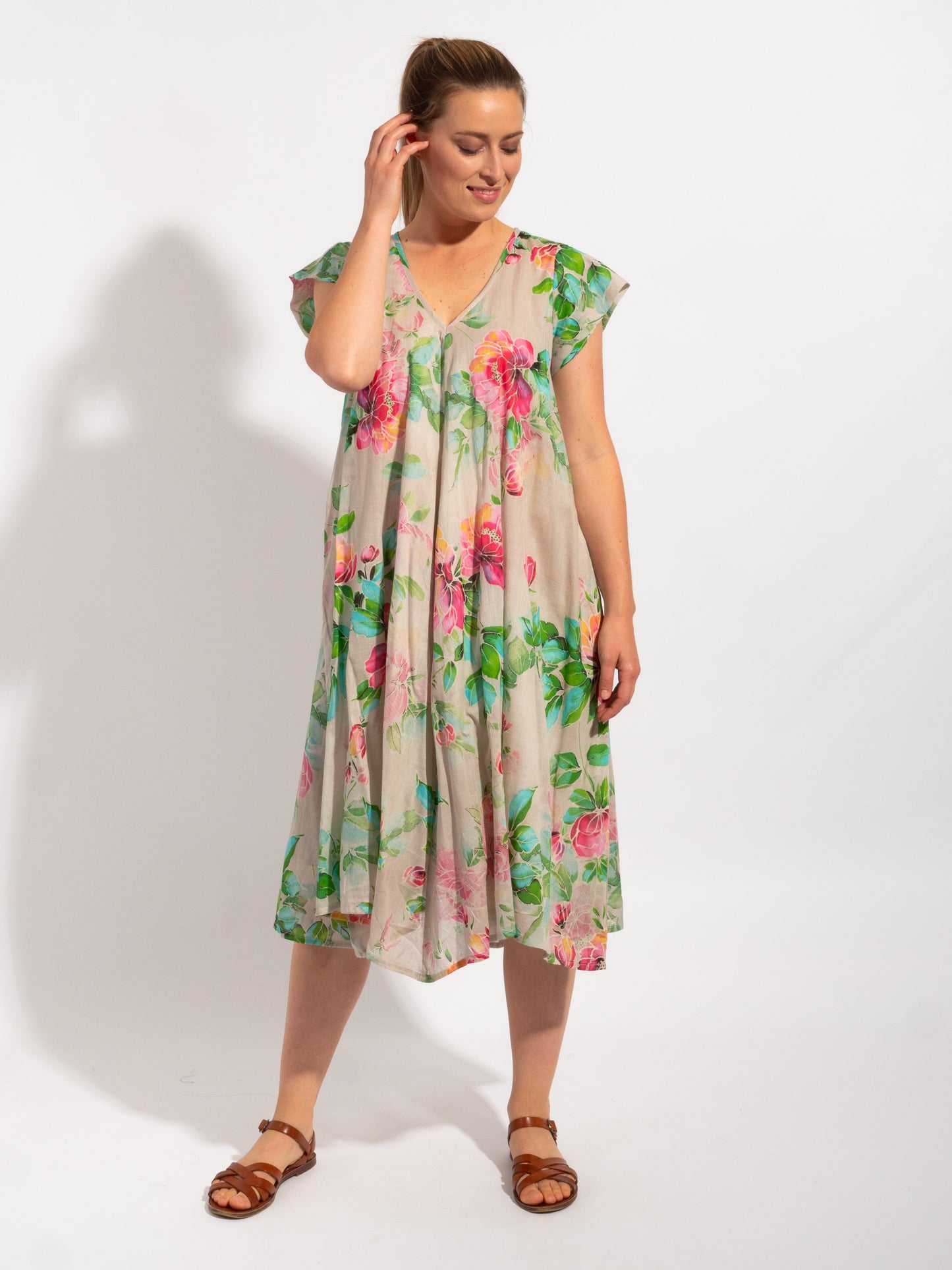 Maheno Dress in Beige Pink Pretty