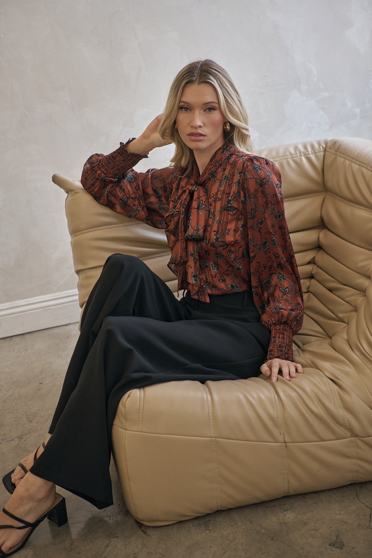 Aminy Floral Etienne Tie Neck Long Sleeve Blouse