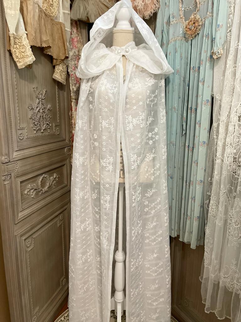 lace cape