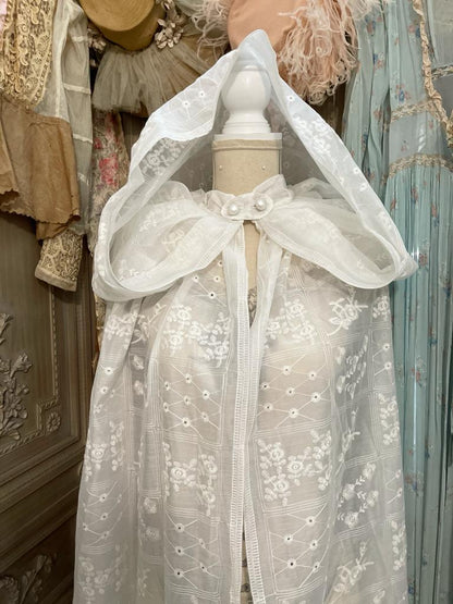 lace cape