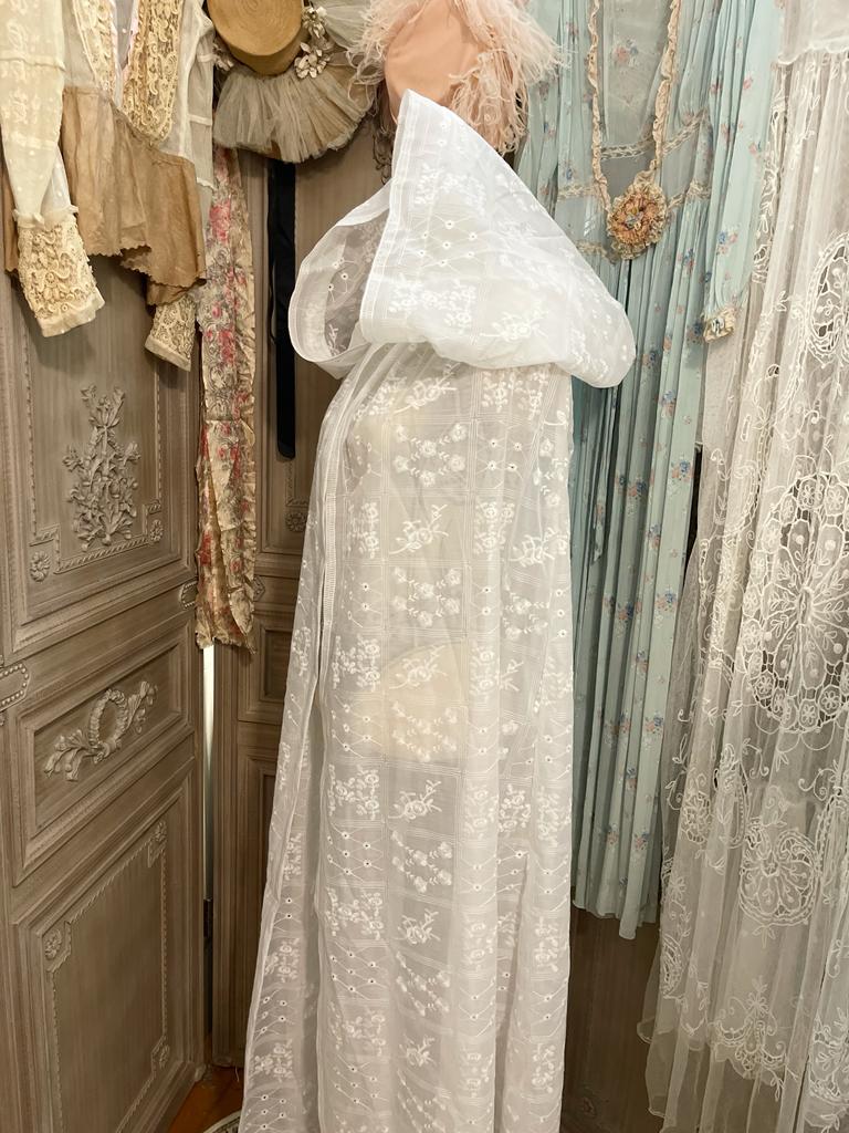 lace cape