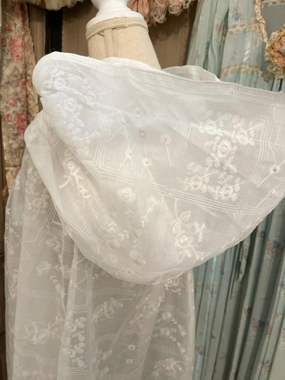 lace cape
