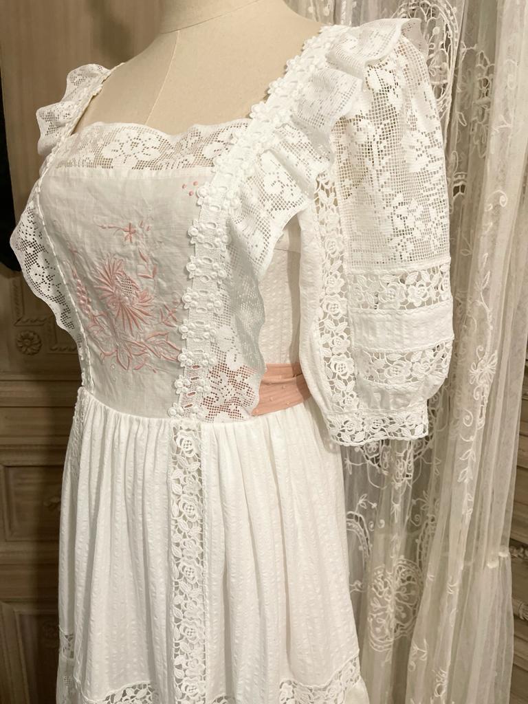 Stroll garden dress
