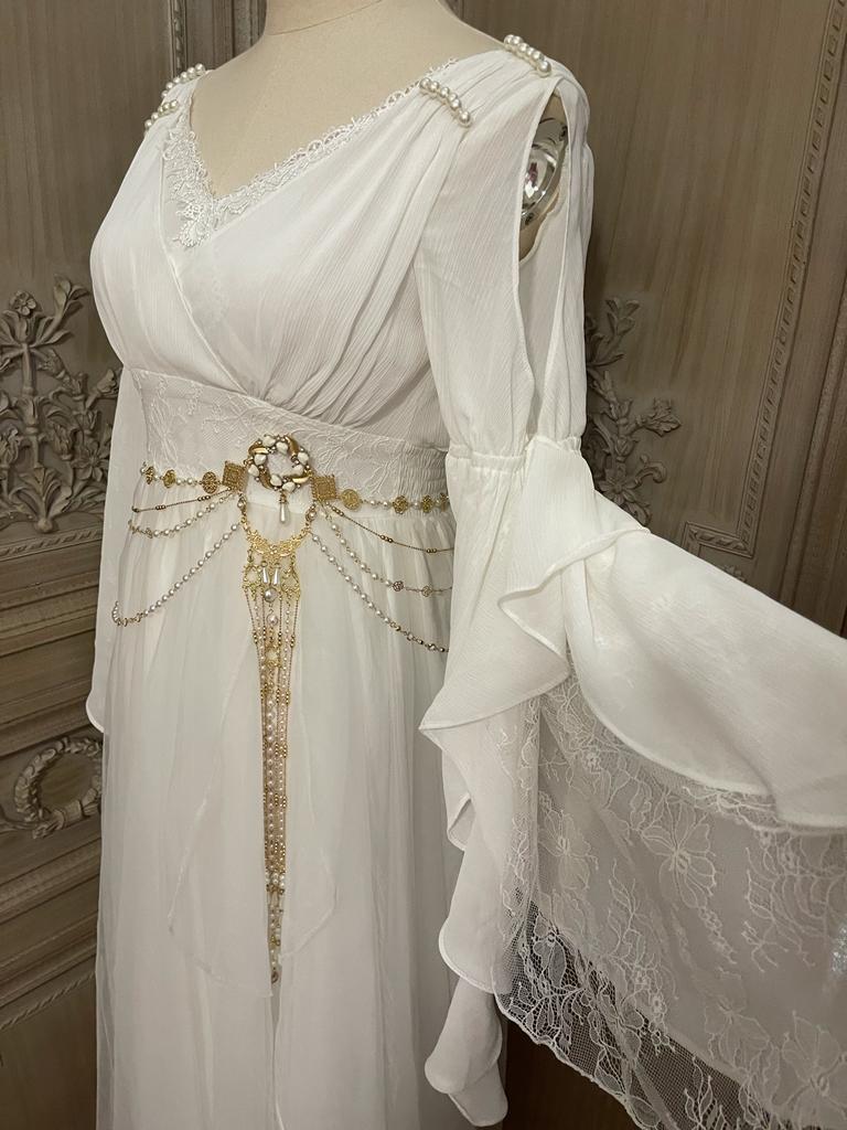 Ophelia dress (Waist chains are sold separately)