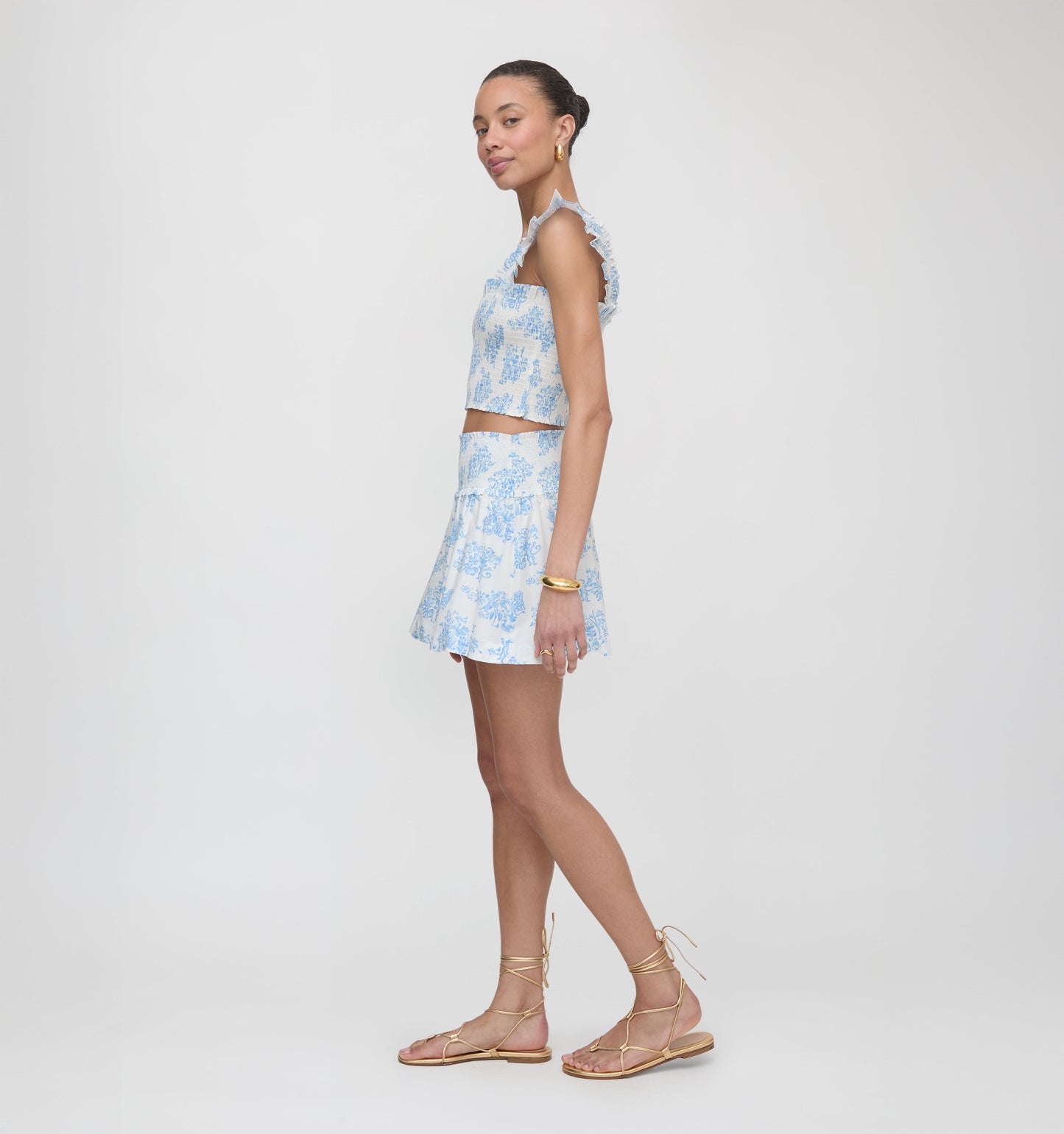 Roller Rabbit x Hill House Cropped Paz Top - Blue Sherwood Forest Monkey