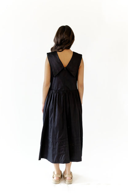Edith Drop Waist Midi · Black