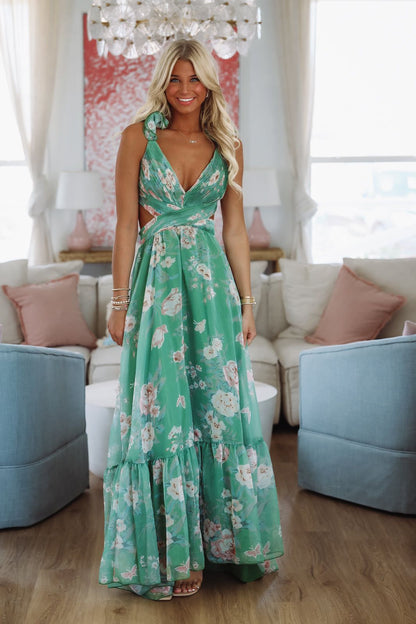 In the Courtyard Maxi Dress - Green