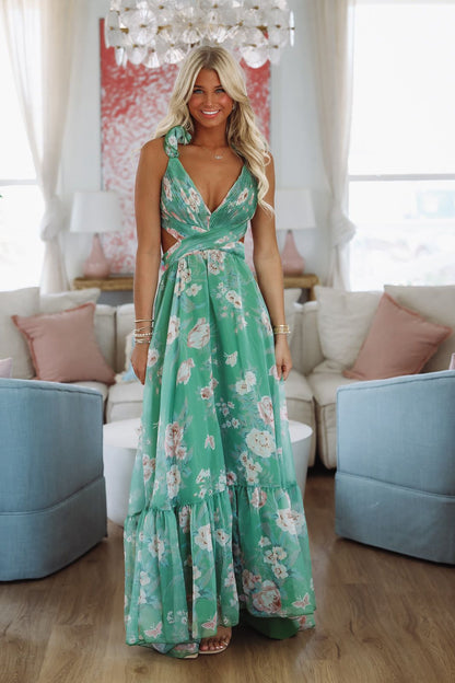 In the Courtyard Maxi Dress - Green