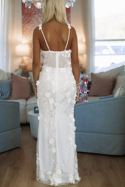 This Very Moment Maxi Dress - White